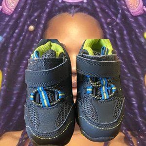 Carters Baby Shoes Size 6